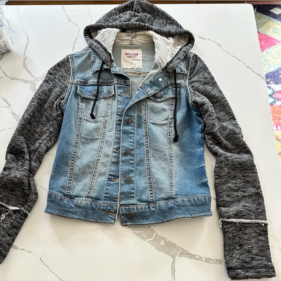 Custom Jem and the Holograms denim jacket. - Picture 2 of 2